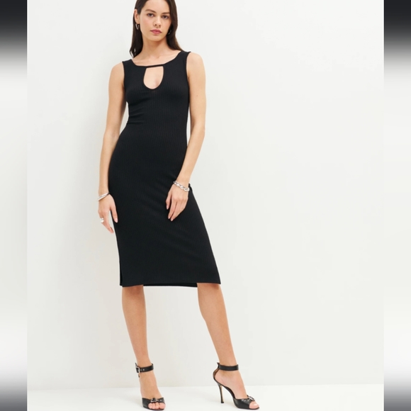 MOVING SALE - Reformation Willie knit dress, Size XS Excellent Condition! - Picture 3 of 16